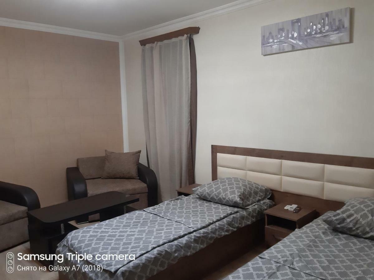 Georgi Apartament 2 Apartamento Tbilisi Exterior foto